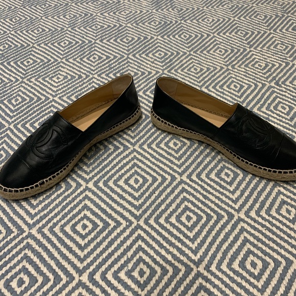 Authentic Chanel Espadrille - Picture 3 of 7